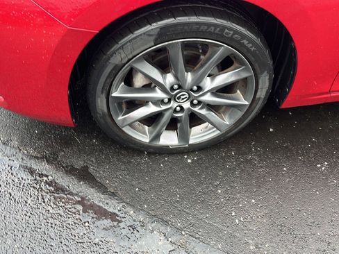 Used 2018 MAZDA MAZDA3 Touring image 26