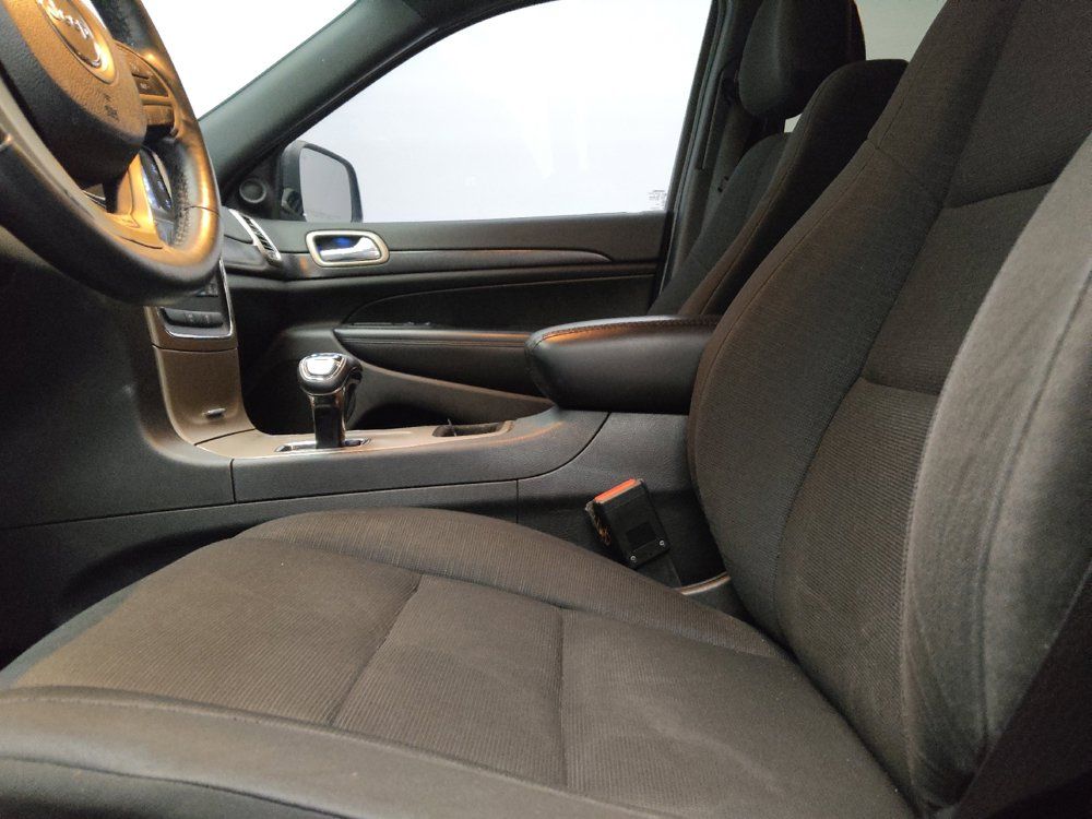 Used 2014 Jeep Grand Cherokee Laredo w/ Security & Convenience Group AWD/4WD image 17