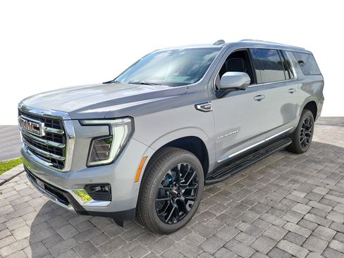 New 2026 GMC Yukon XL Elevation image 3