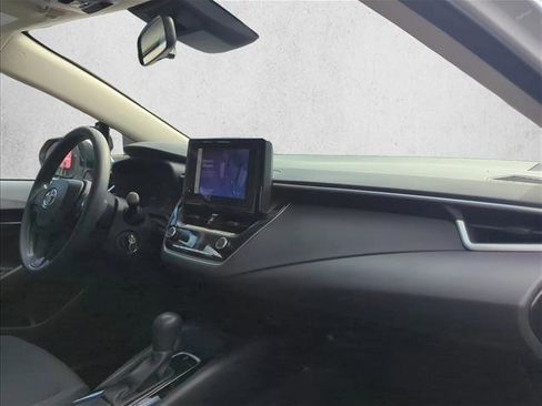 Used 2024 Toyota Corolla LE image 19