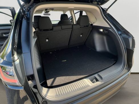 Used 2027 Honda HR-V LX image 29