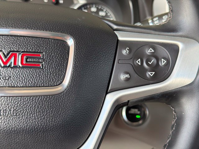 Used 2023 GMC Terrain SLT w/ Tech Package FWD image 25