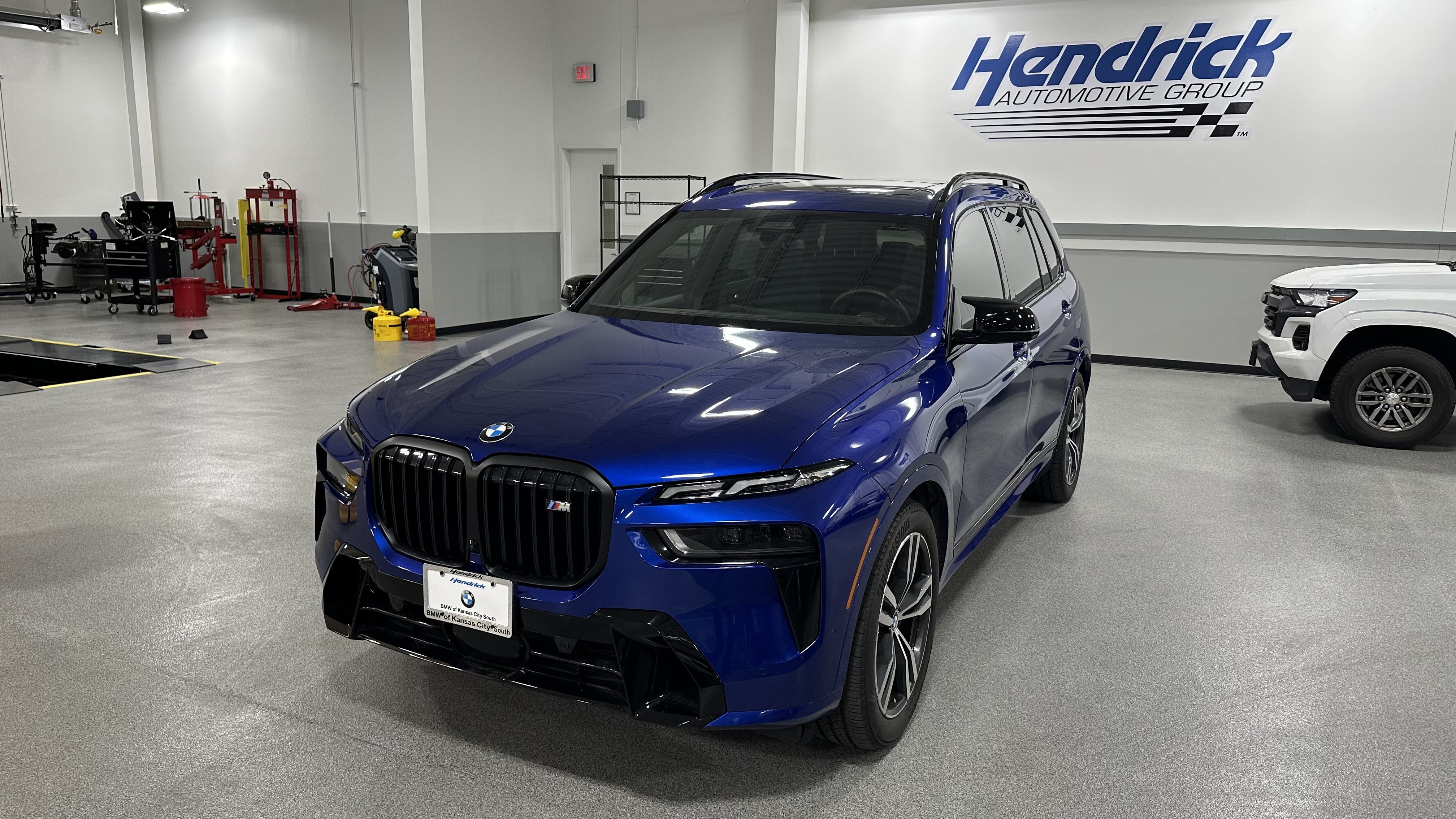 Certified 2024 BMW X7 M60i w/ Executive Package AWD/4WD image 5