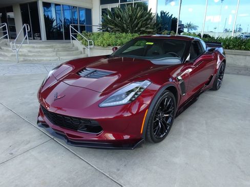 Certified 2018 Chevrolet Corvette Z06 RWD image 3
