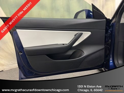 Used 2021 Tesla Model 3 Performance image 12