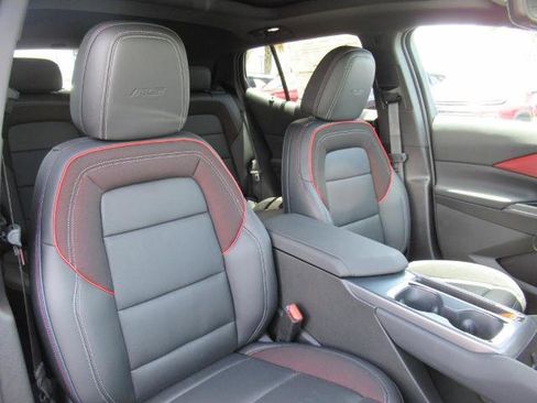 New 2025 Chevrolet Equinox EV RS image 12