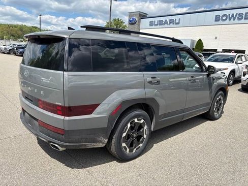Used 2025 Hyundai Santa Fe SEL AWD/4WD image 5