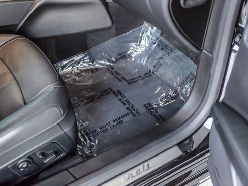 Used 2018 Maserati Ghibli GranSport image 47