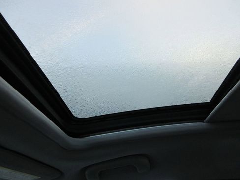 Used 2024 Chevrolet Malibu LT image 32