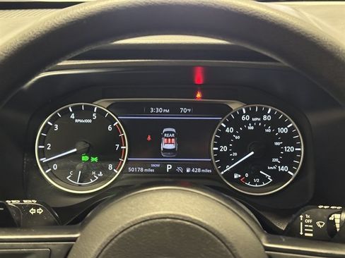Used 2024 Nissan Rogue S AWD/4WD image 20