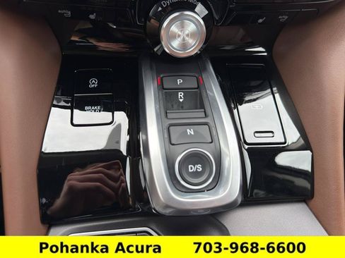 Used 2023 Acura MDX SH-AWD w/ Technology Package image 17