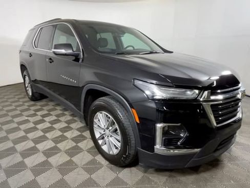 Used 2023 Chevrolet Traverse LT FWD image 13