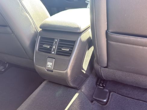 Used 2018 Honda Clarity Touring image 26