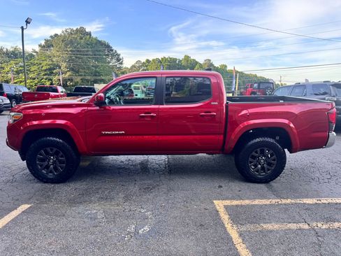 Used 2020 Toyota Tacoma SR5 RWD image 4