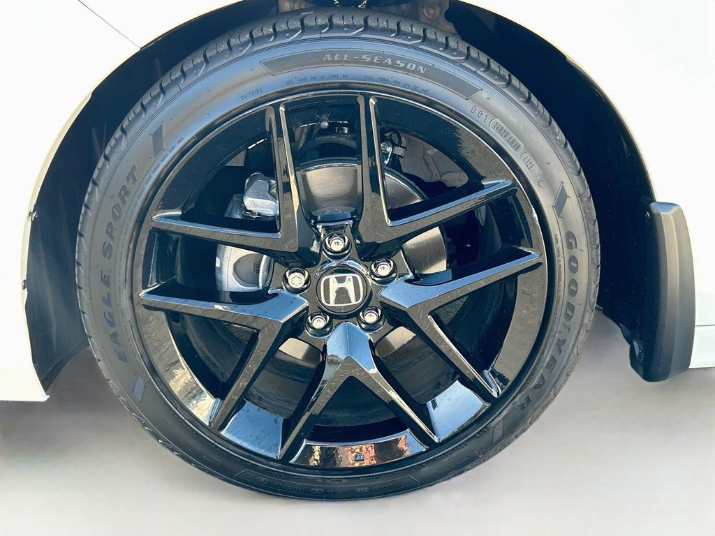 Used 2026 Honda Civic Sport image 28