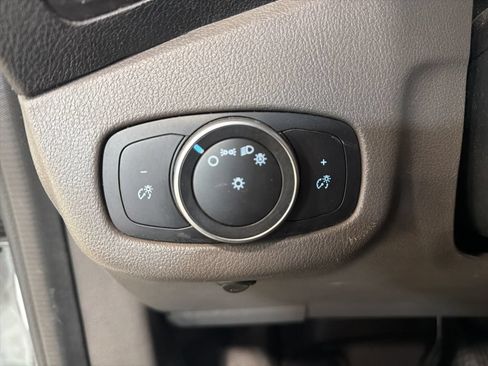 Used 2020 Ford Transit Connect XL FWD image 16
