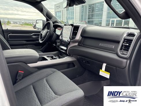 New 2026 RAM 1500 Big Horn AWD/4WD image 14
