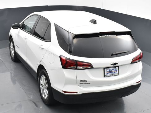 Used 2022 Chevrolet Equinox LS w/ LS Convenience Package FWD image 43