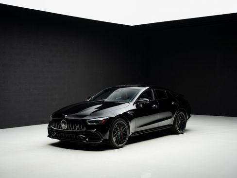 Used 2022 Mercedes-Benz AMG GT 43 image 4