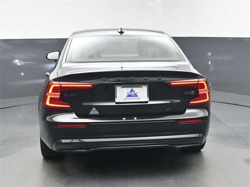 Used 2023 Volvo S60 B5 Plus w/ Climate Package image 7