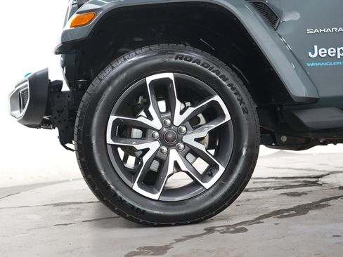 Used 2024 Jeep Wrangler Unlimited Sahara w/ Technology Group AWD/4WD image 31