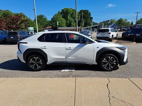 Used 2023 Subaru Solterra AWD image 7