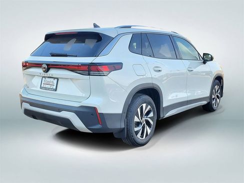 New 2026 Volkswagen Tiguan S FWD image 3