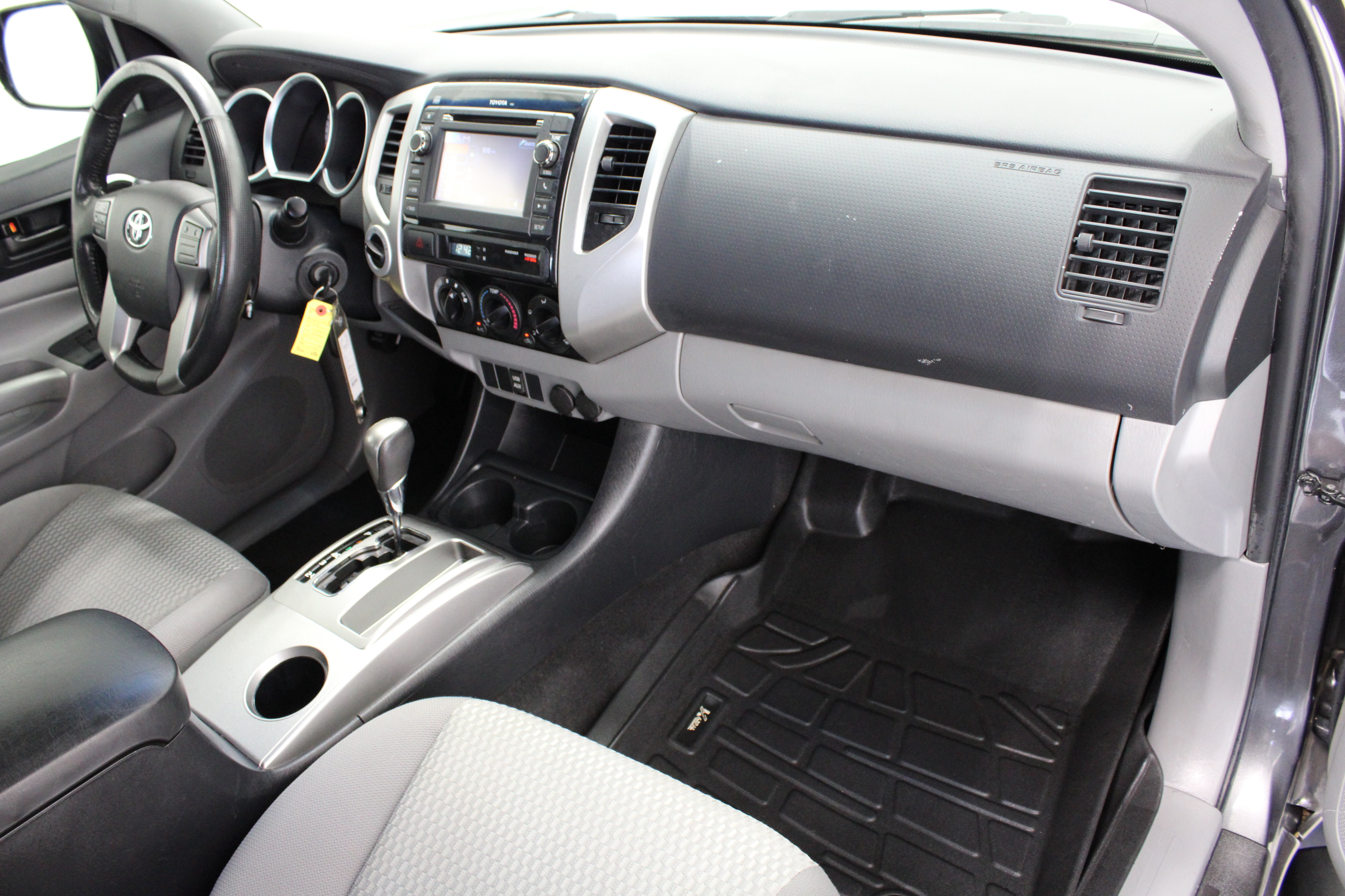 Used 2013 Toyota Tacoma 4x4 Double Cab w/ SR5 Pkg image 31
