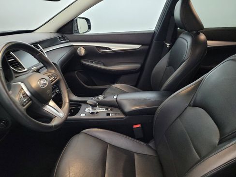 Used 2019 INFINITI QX50 Essential w/ Premium Heat Package AWD/4WD image 17