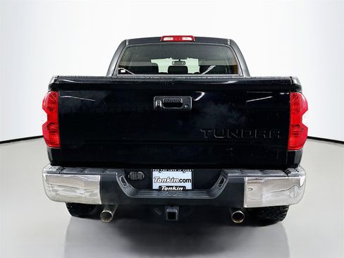 Used 2016 Toyota Tundra SR5 w/ SR5 Upgrade Package image 6