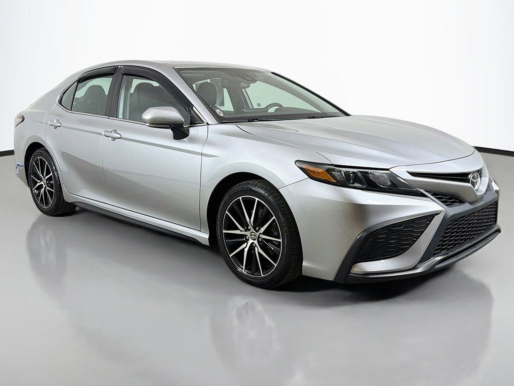 Used 2022 Toyota Camry SE w/ Audio Upgrade Package FWD image 39