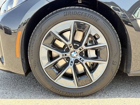 Used 2025 BMW i4 eDrive40 w/ Premium Package RWD image 11