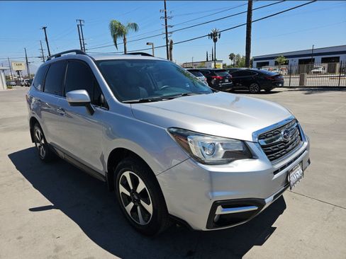 Used 2018 Subaru Forester 2.5i Limited AWD/4WD image 5