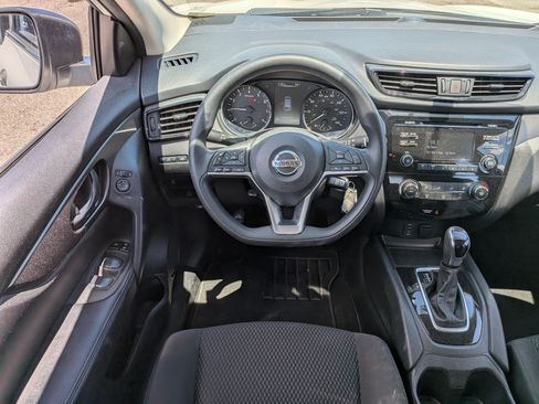 Used 2018 Nissan Rogue Sport S AWD/4WD image 16
