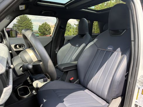 Used 2025 MINI Cooper S FWD image 7