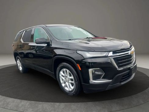 Used 2023 Chevrolet Traverse LS w/ LPO, Cargo Package AWD/4WD image 3