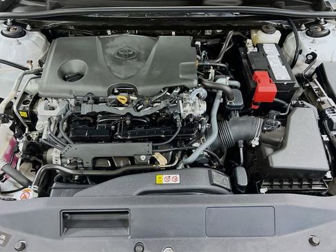 Used 2024 Toyota Camry LE image 27