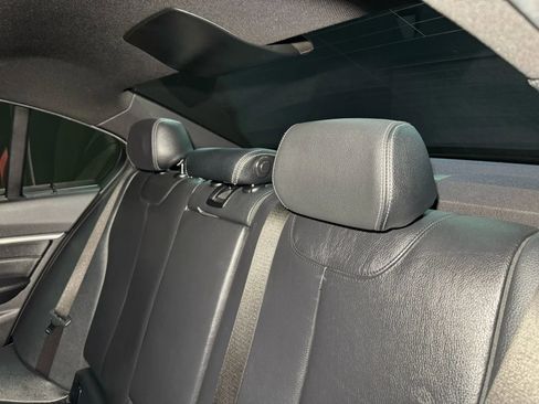 Used 2018 BMW 328d Sedan image 20