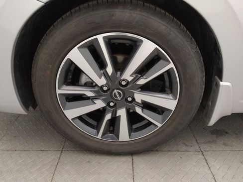 Used 2024 Nissan Versa S w/ S Plus Package FWD image 31
