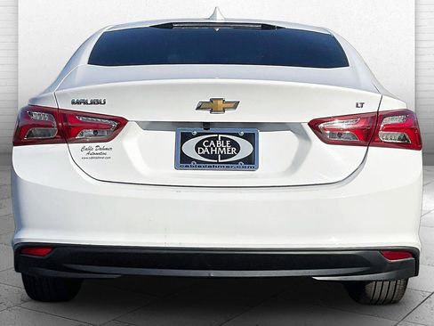 Used 2020 Chevrolet Malibu LT image 3
