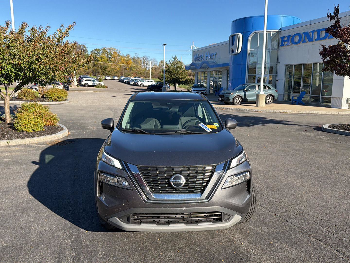 Used 2021 Nissan Rogue SV AWD/4WD image 2