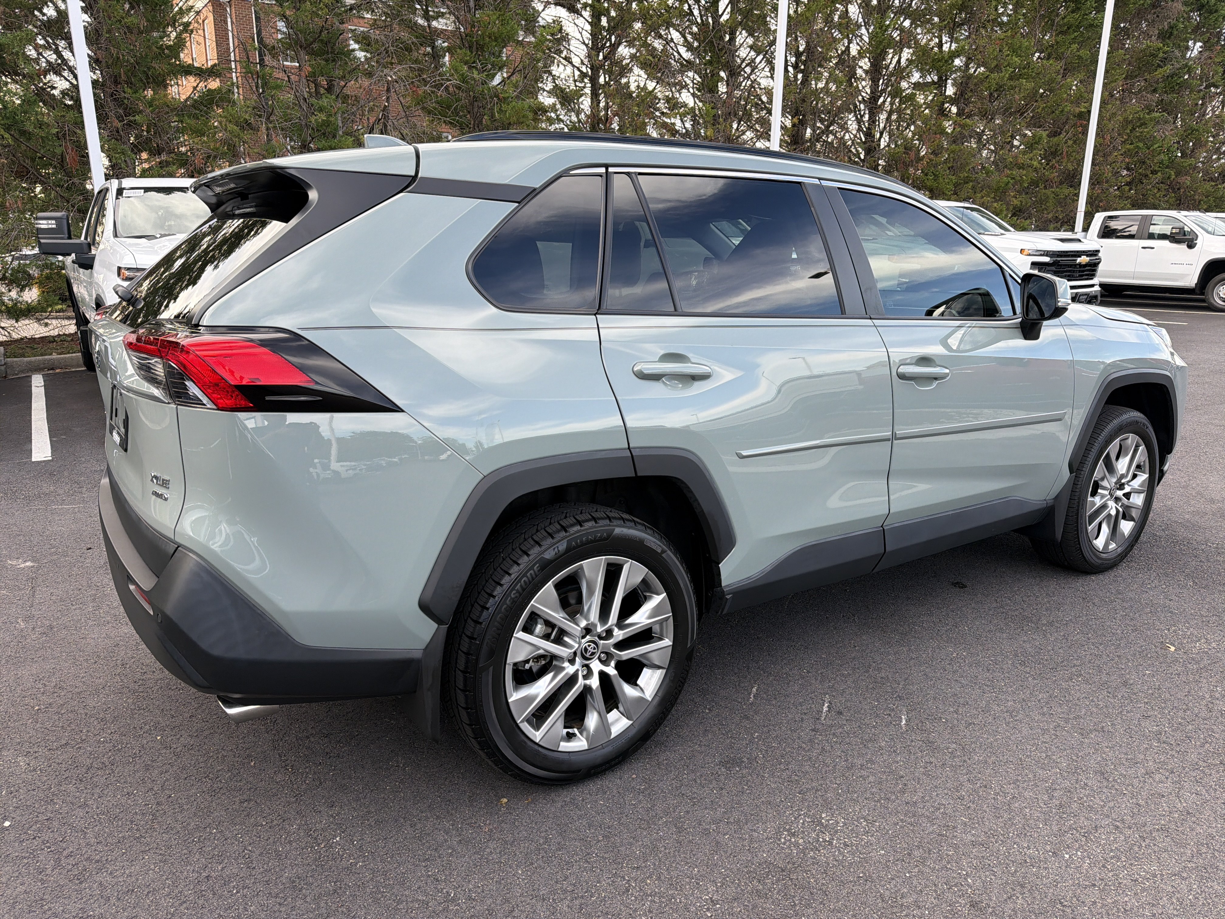 Used 2023 Toyota RAV4 XLE Premium AWD/4WD image 10