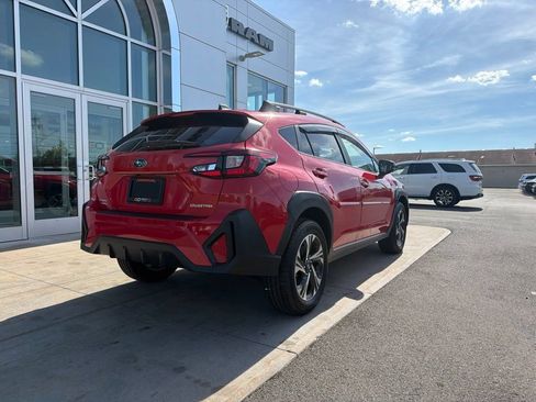 Used 2025 Subaru Crosstrek 2.5i Premium AWD/4WD image 11