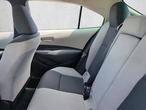 Certified 2025 Toyota Corolla LE FWD image 17
