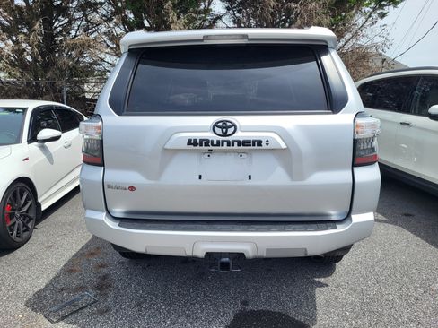 Used 2024 Toyota 4Runner SR5 RWD image 4