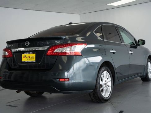 Used 2015 Nissan Sentra SV w/ Style Package image 9