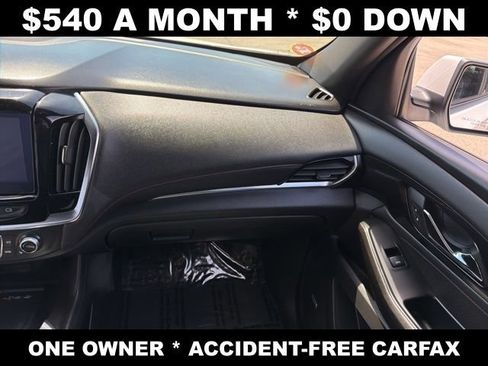 Used 2023 Chevrolet Traverse RS AWD/4WD image 25