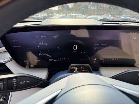 Used 2025 Buick Enclave Avenir w/ Super Cruise Package image 28