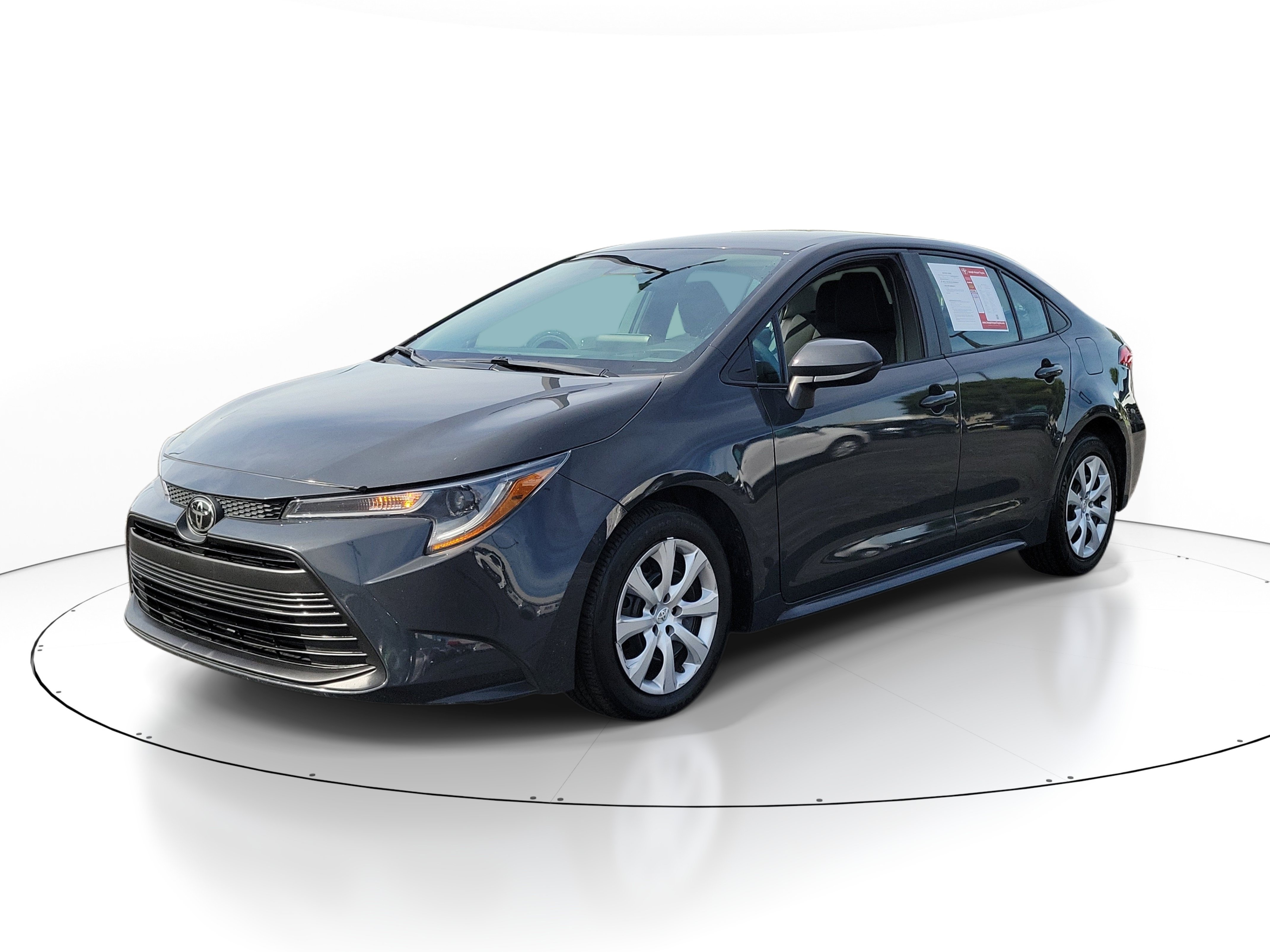 Used 2024 Toyota Corolla LE FWD image 2