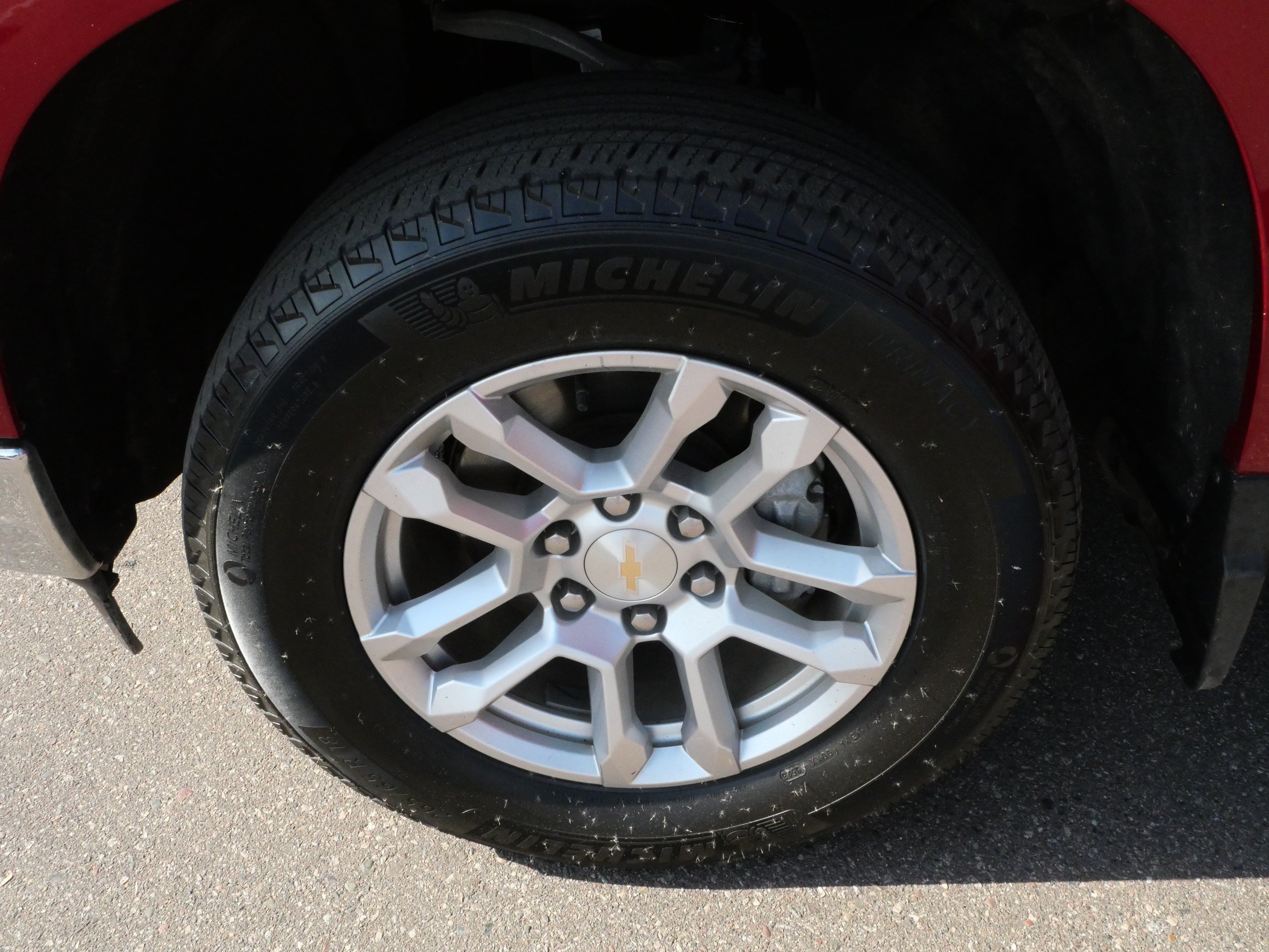 Used 2023 Chevrolet Silverado 1500 LT AWD/4WD image 15